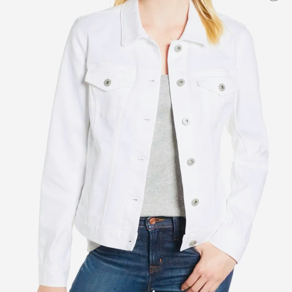 Two by Vince Camuto White denim Jacket. BRAND NEW WITH TAG!